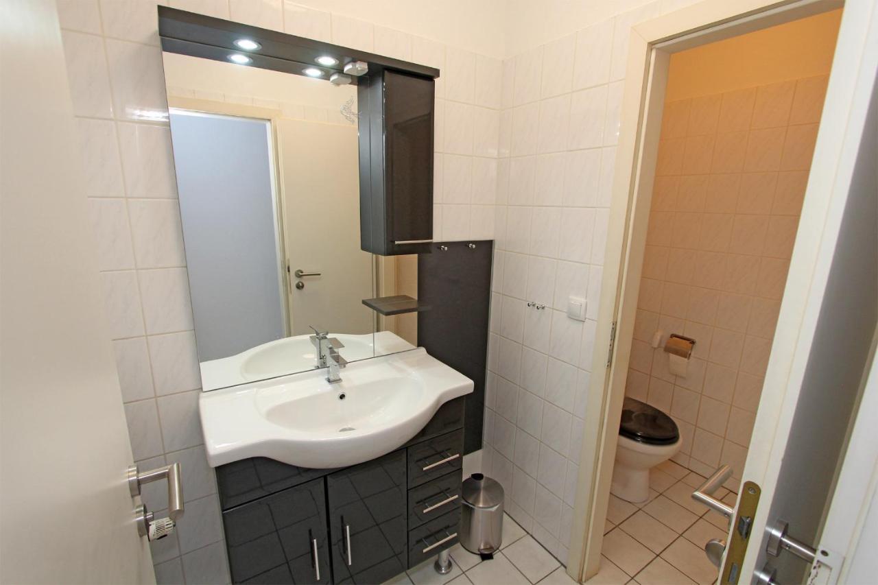 Ferienwohnung Mit 3 Schlafraeumen Neubrandenbourg Extérieur photo